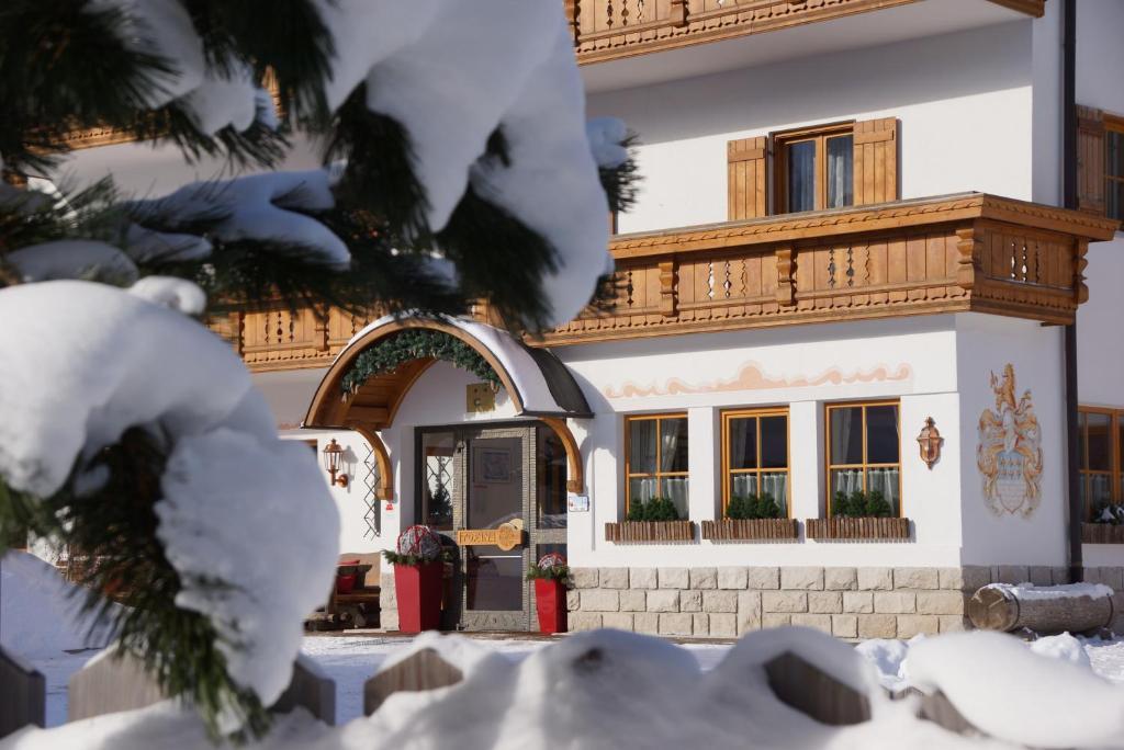 Garni Tofana Corvara In Badia Exterior foto